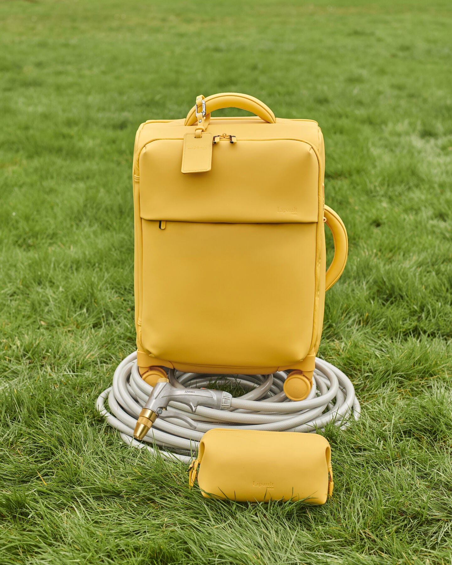 Image is of both the 2 styles of Lost in Berlin that come in the new Mango Burst color.