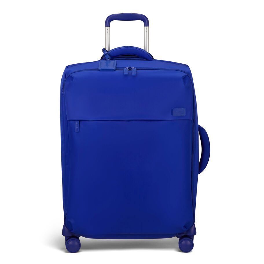 Plume Medium Trip Packing Case in the color Magnetic Blue. image number 0
