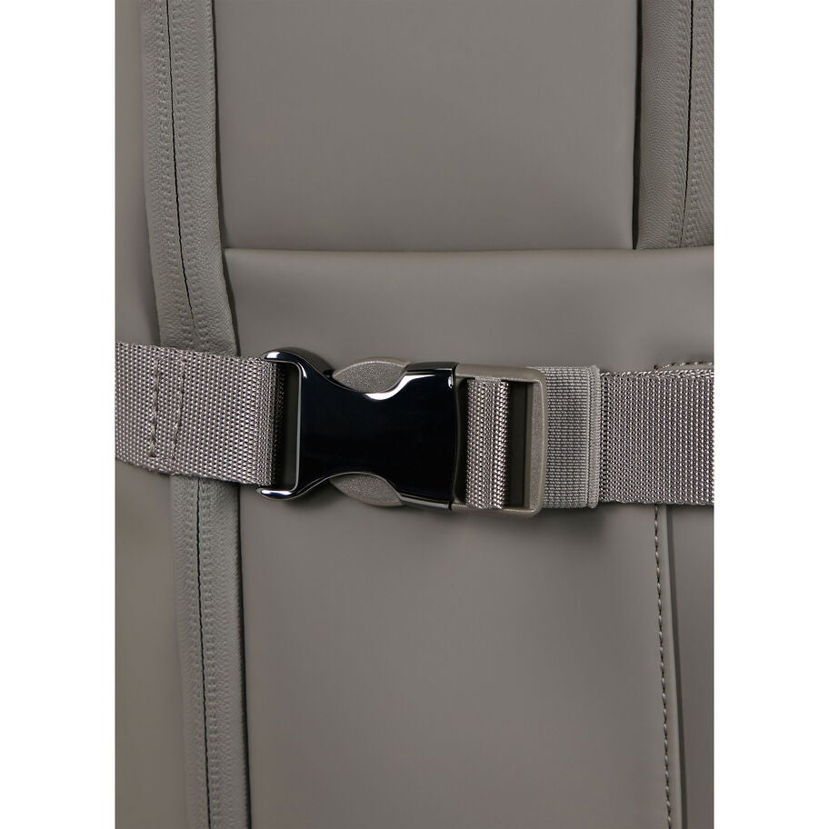 Lost In Berlin Backpack Pro in the color Ash Stone. image number 6