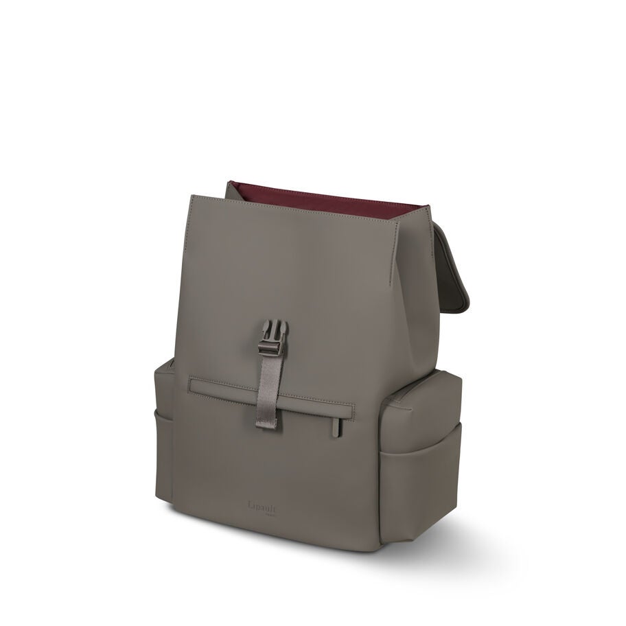 Lost In Berlin Cargo Backpack in the color Ash Stone. image number 3