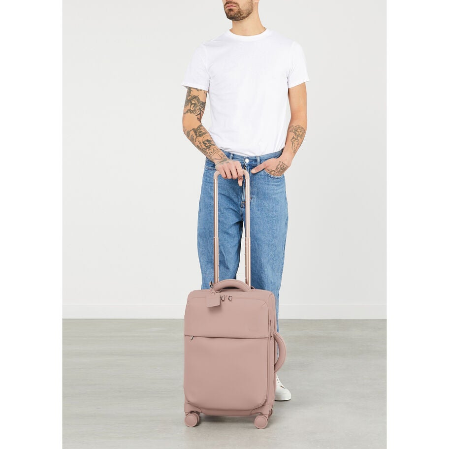 Lost In Berlin Cabin in the color Rose Quartz. image number 1