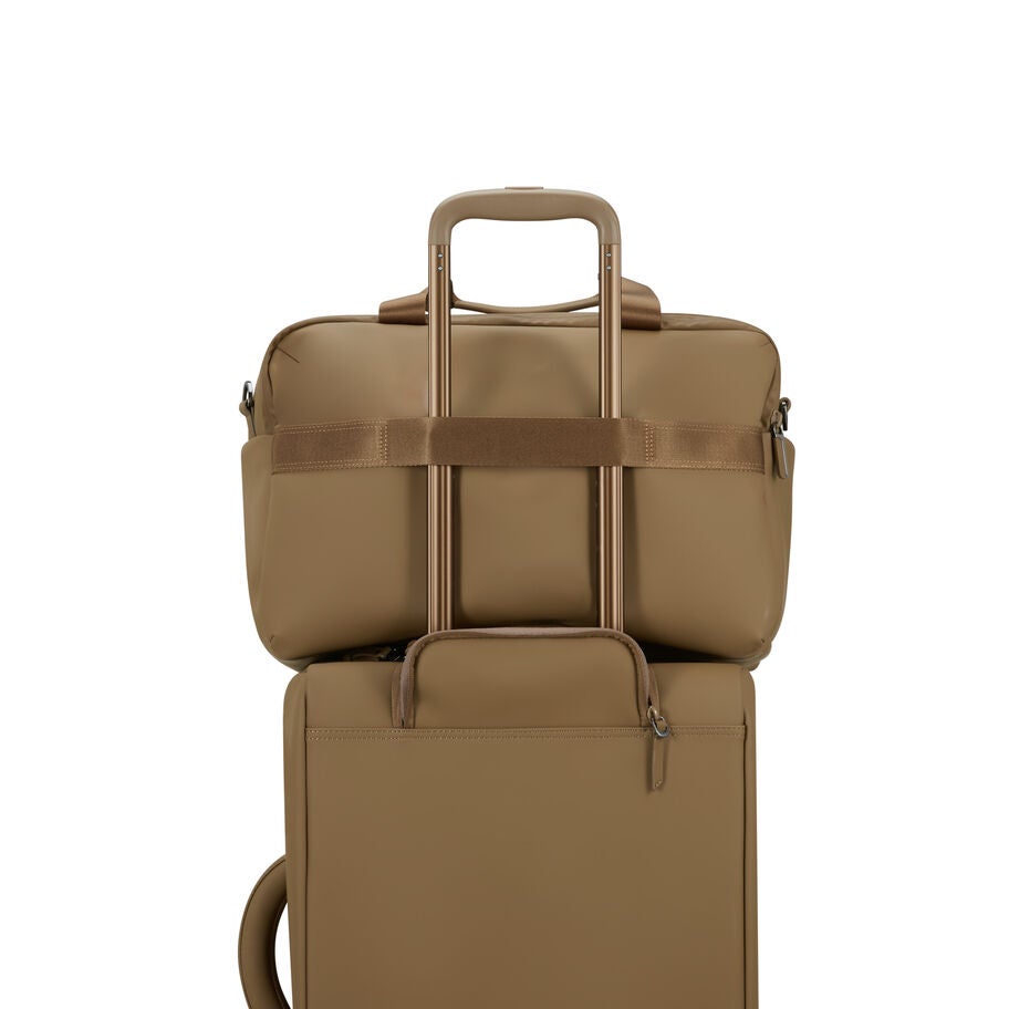 Lost In Berlin 24H Bag in the color NEW | Golden Mud. image number 7
