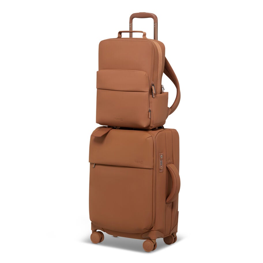 Lost In Berlin Lifetrotter Backpack in the color Nutsy Nut. image number 6