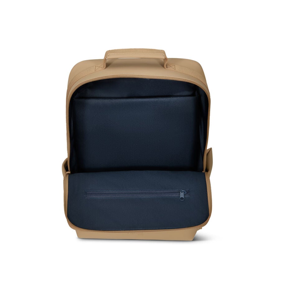 Lost In Berlin Lifetrotter Backpack in the color Sandstone. image number 2