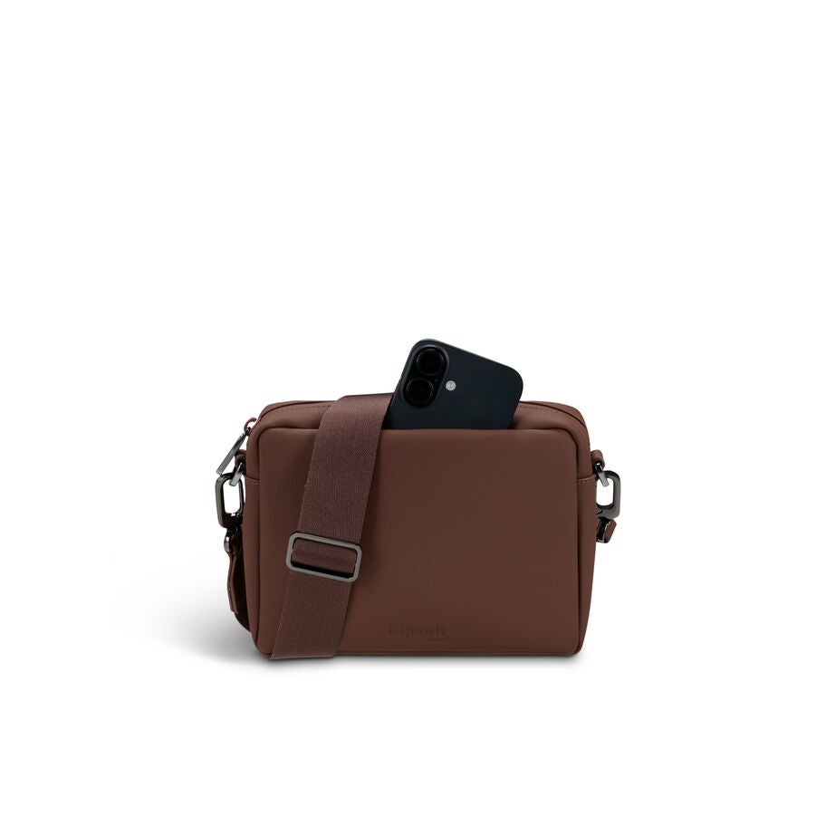 Lost In Berlin Big Crossbody Bag in the color Spiced Mocha. image number 4