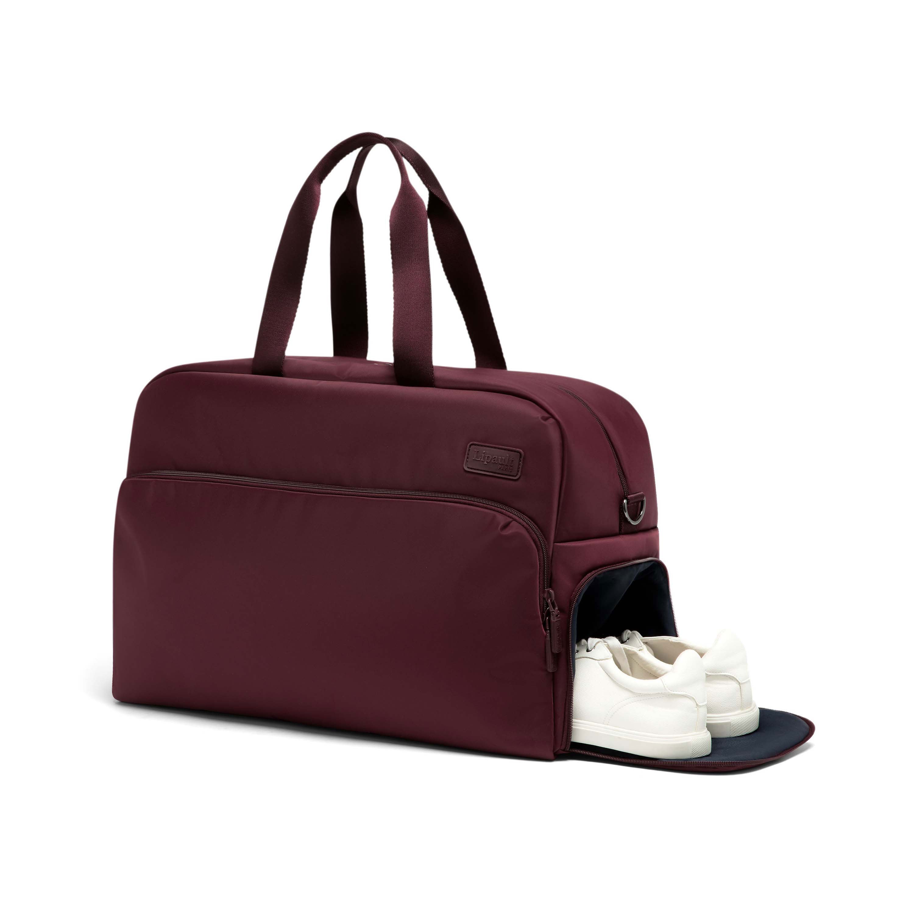 Lipault City Plume Weekender, Bordeaux, Stylized Side Shoe Compartment image number 4