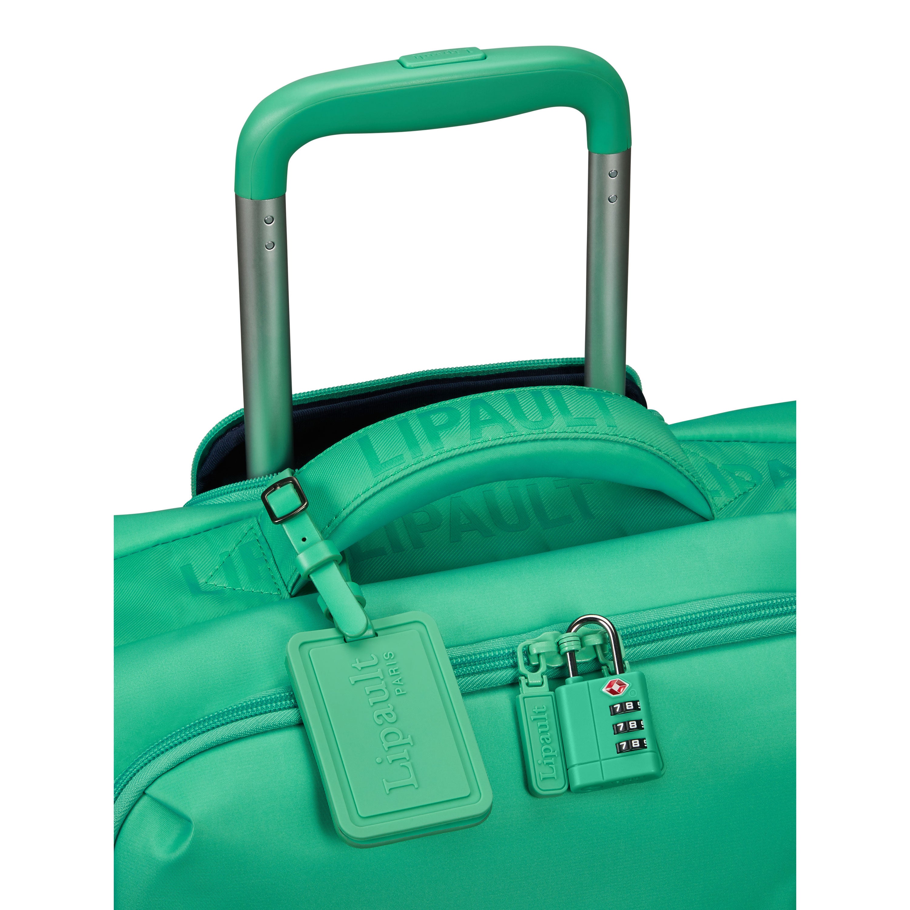 Plume Medium Trip Packing Case in the color Fizzy Mint. image number 4