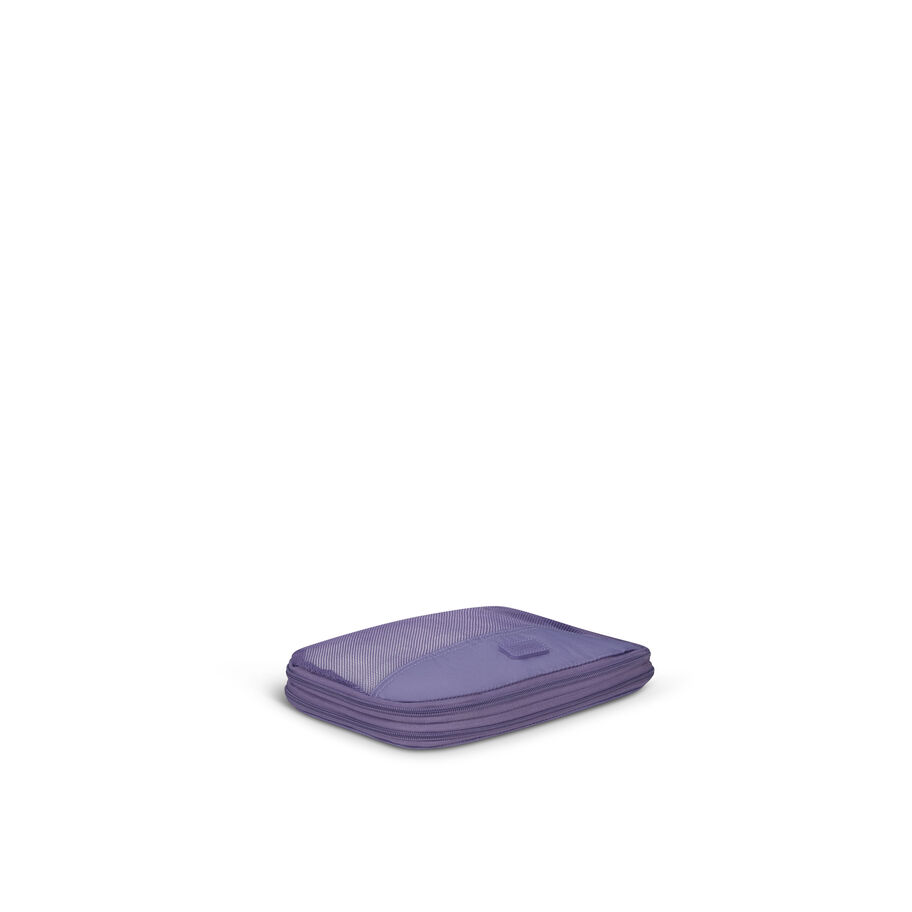 Travel Accessories Medium Compression Packing Cube in the color Fresh Lilac. image number 1
