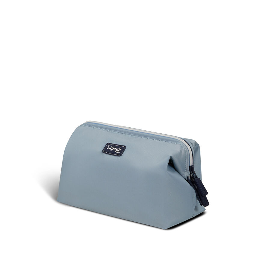 Plume Accessories California Toiletry Kit in the color Open Sky. image number 2