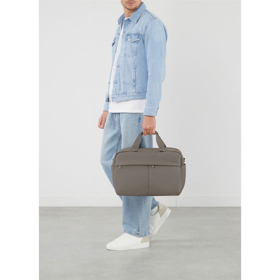 Lost In Berlin 24H Bag in the color Ash Stone. image number 1