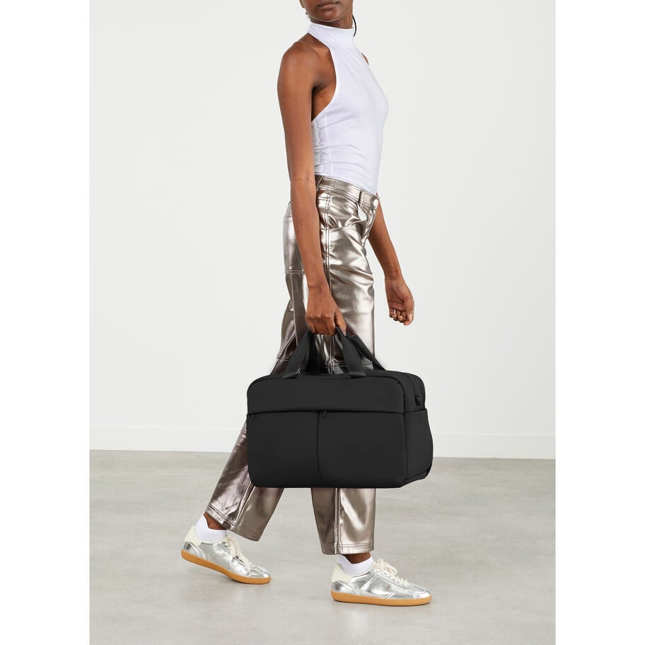 Lost In Berlin 24H Bag in the color Black. image number 1