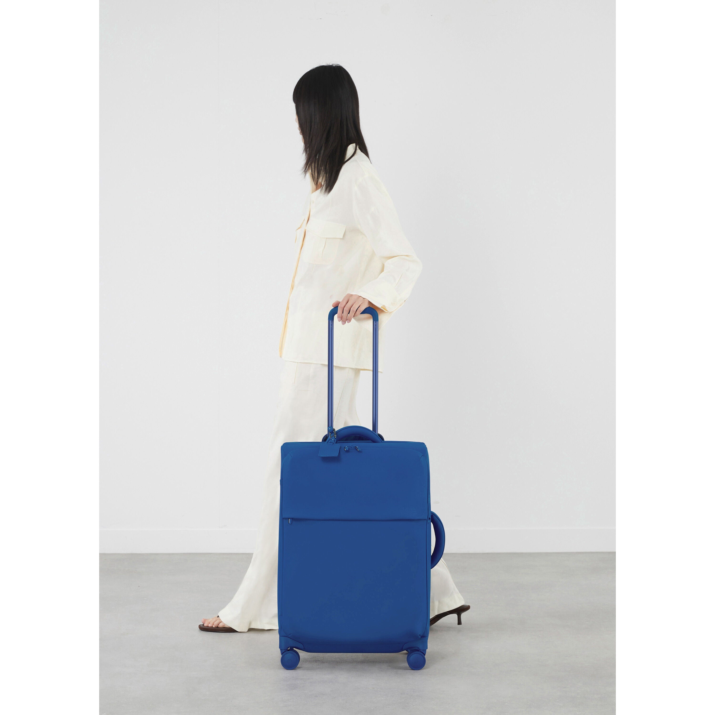 Lost In Berlin Medium Trip 2.0 | Checked Luggage | Lipault