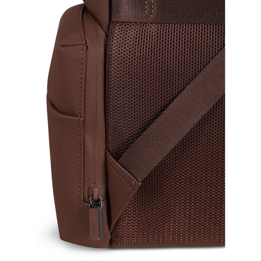 Lost In Berlin Cargo Backpack in the color Spiced Mocha. image number 6