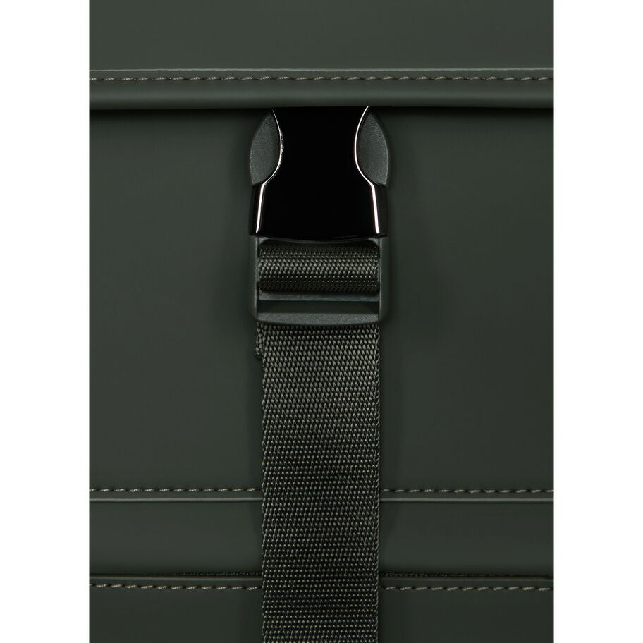 Lost In Berlin Cargo Backpack in the color NEW | Dark Moss. image number 5