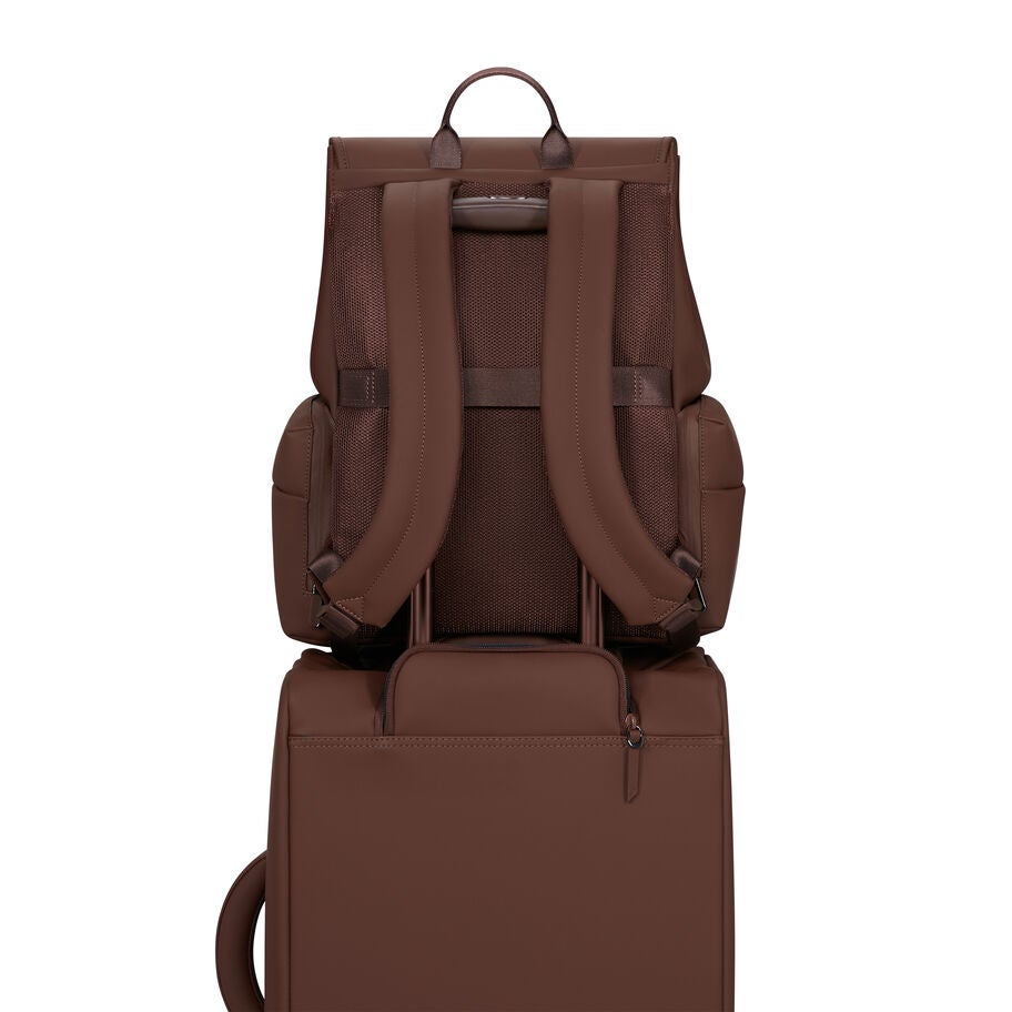 Lost In Berlin Cargo Backpack in the color Spiced Mocha. image number 8