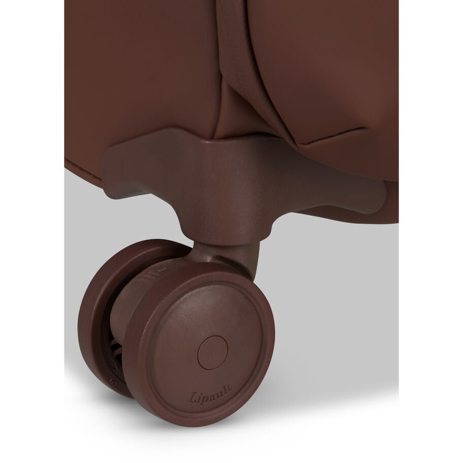 Lost In Berlin Cabin in the color Spiced Mocha. image number 6