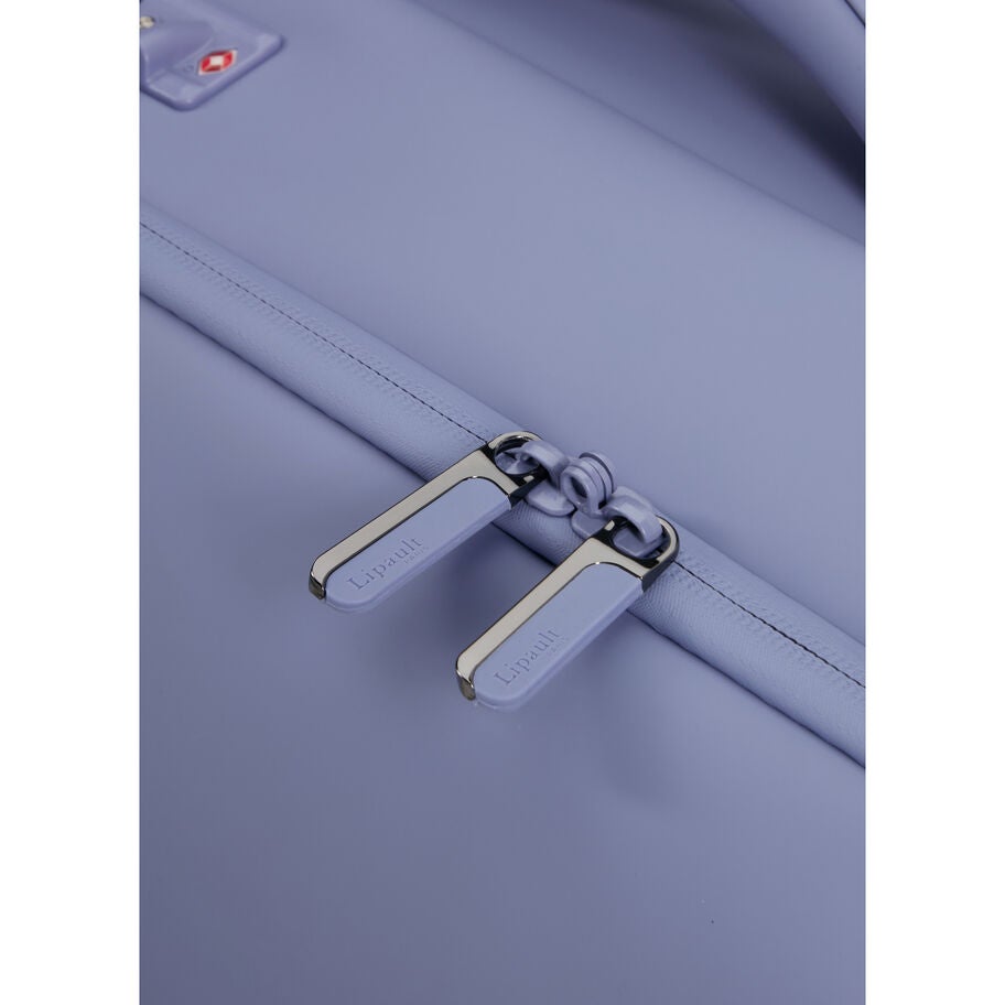 Lost In Berlin Cabin in the color NEW | Urban Lilac. image number 5