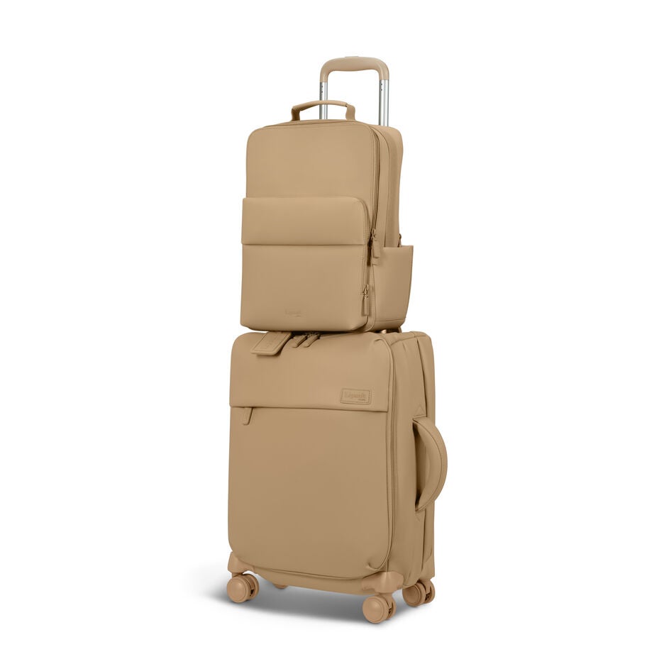 Lost In Berlin Lifetrotter Backpack in the color Sandstone. image number 6