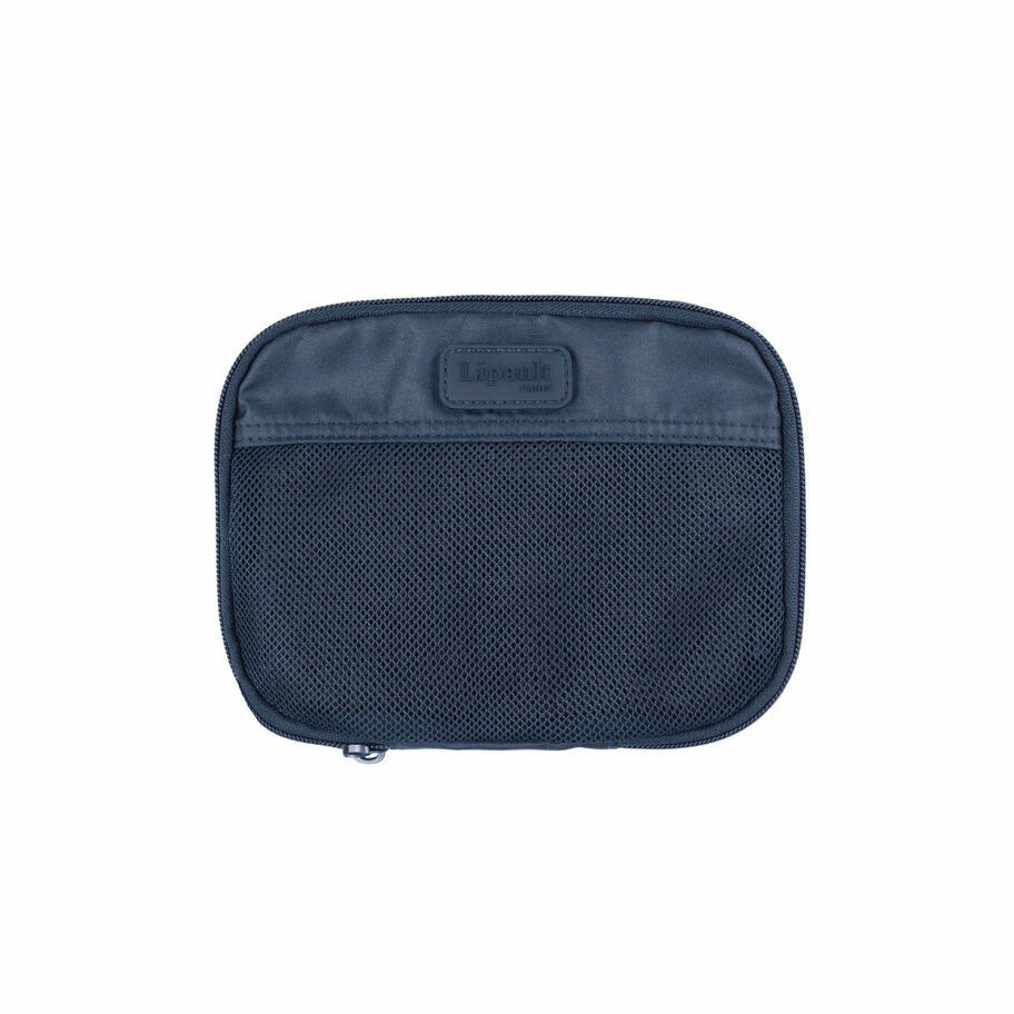 Travel Accessories Set of 3 Packing Cubes in the color Navy. image number 3