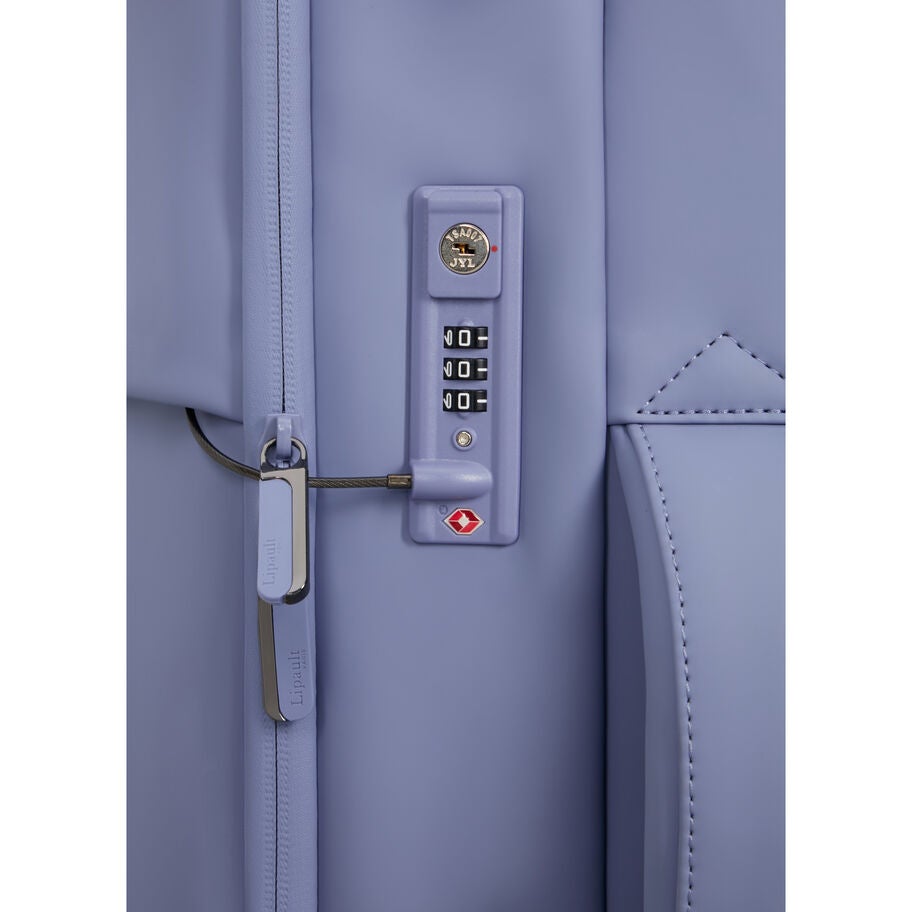 Lost In Berlin Cabin in the color NEW | Urban Lilac. image number 4