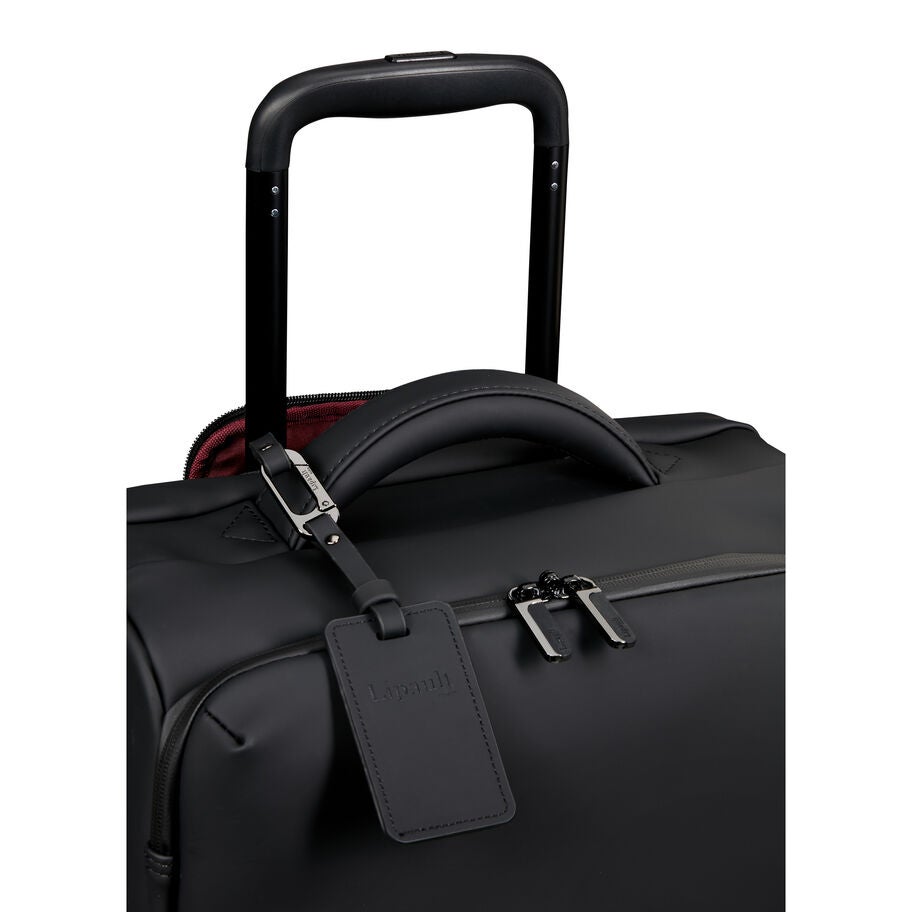 Lost In Berlin Long Trip in the color Black. image number 4