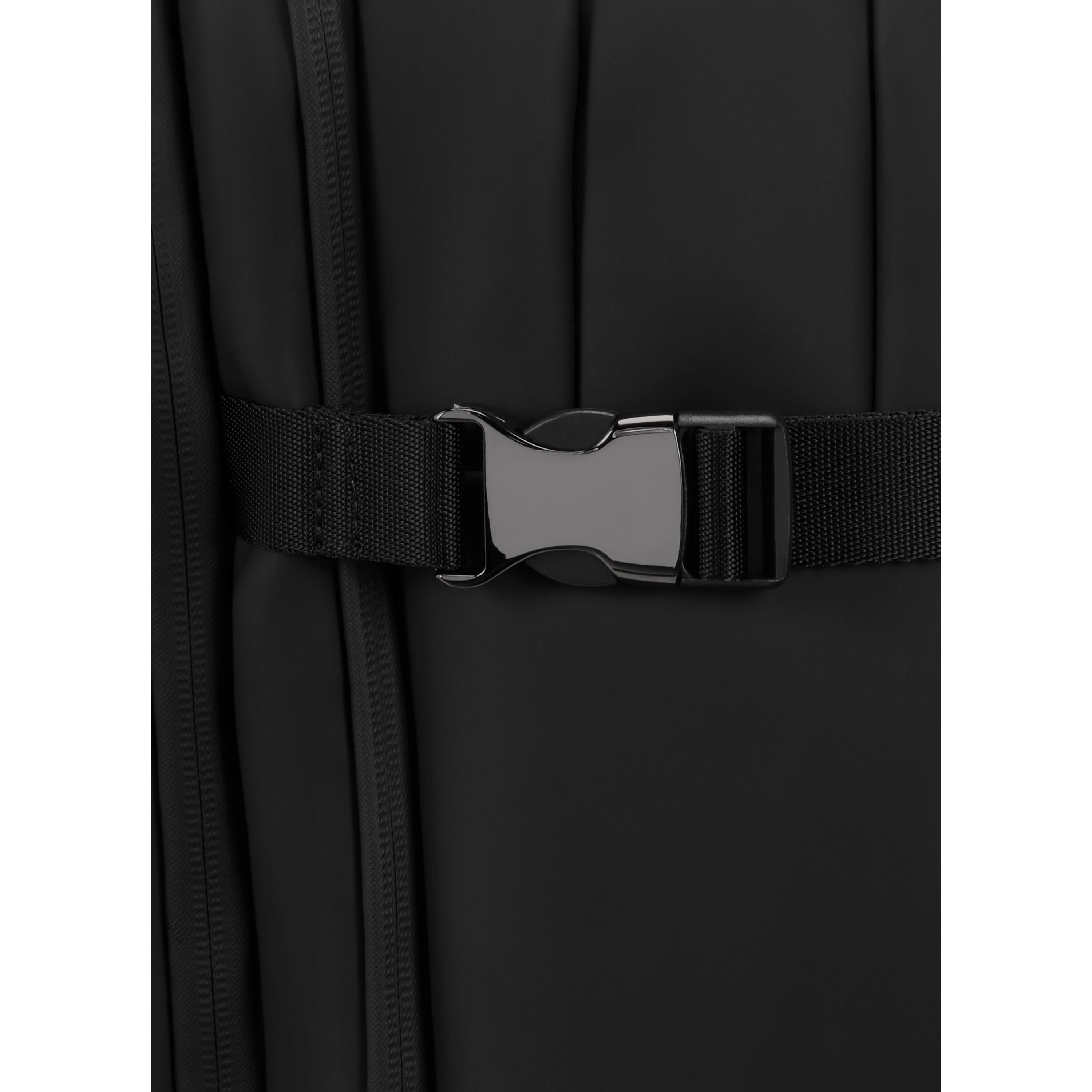 Lost In Berlin Travel Backpack | Lipault