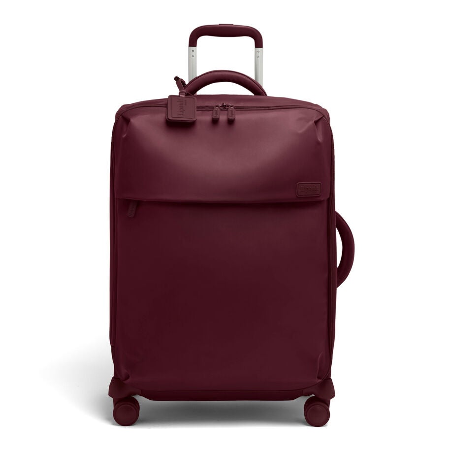 Plume Medium Trip in the color Bordeaux. image number 4
