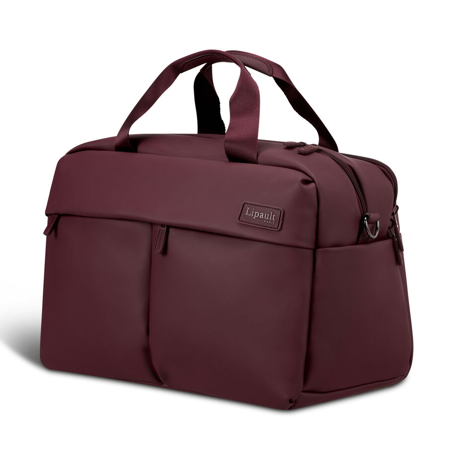 Lost In Berlin 24H Bag 2.0 in the color Bordeaux. image number 2
