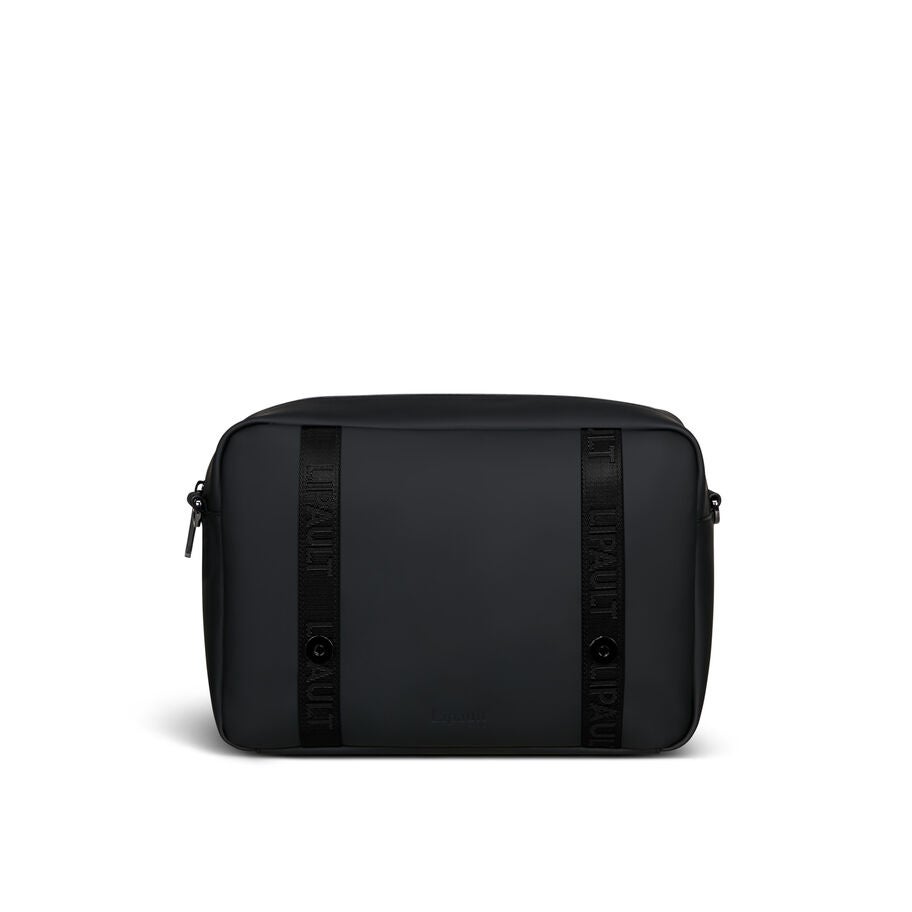 Lost In Berlin Exile Messenger Bag in the color Black. image number 5