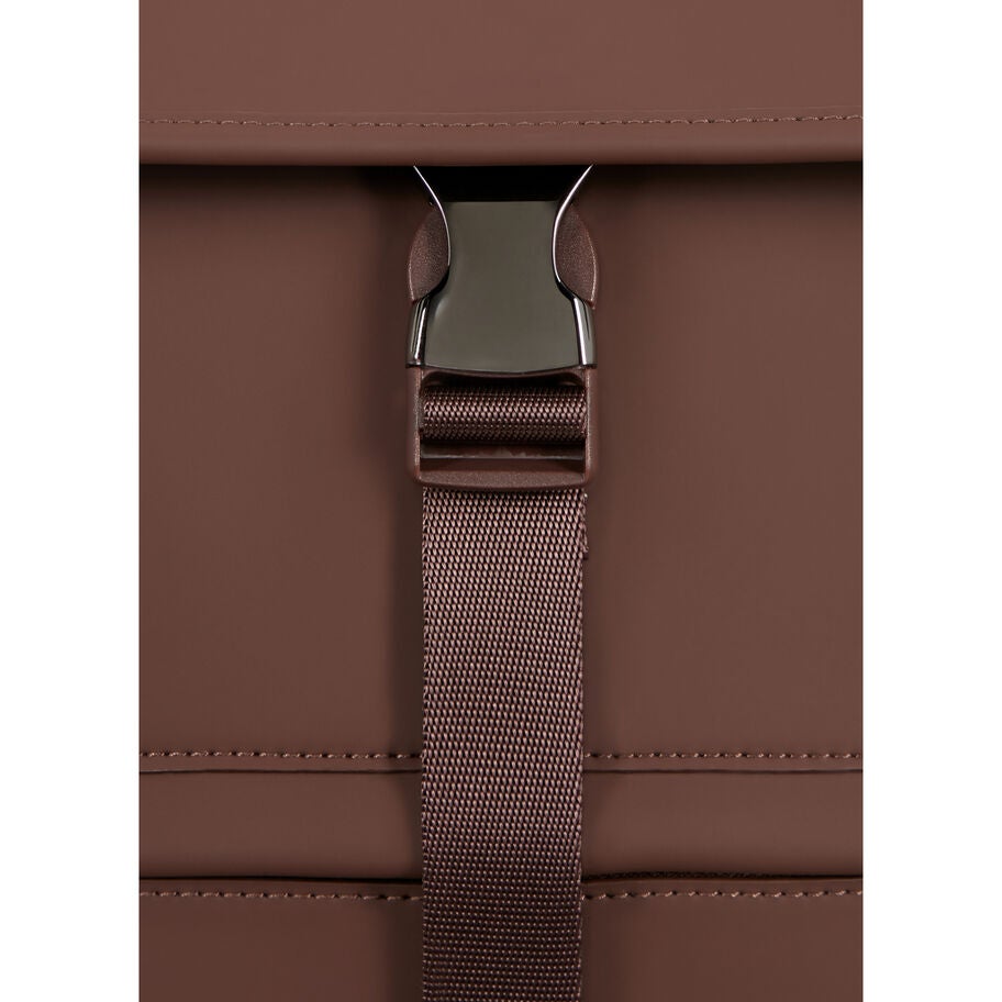 Lost In Berlin Cargo Backpack in the color Spiced Mocha. image number 5