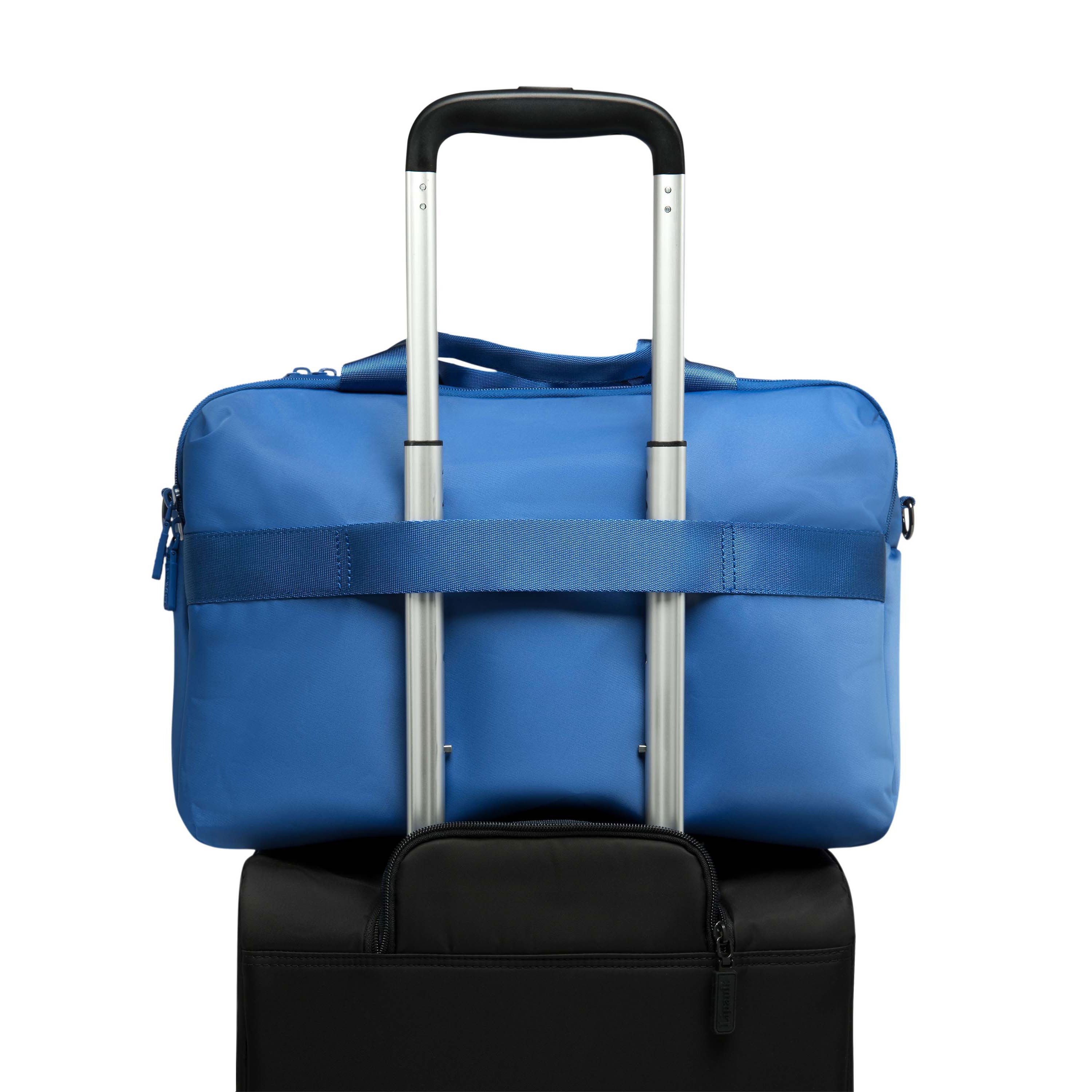City Plume 24H Bag 2.0 in the color Cobalt Blue. image number 4