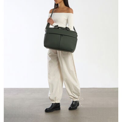 Lost In Berlin 24H Bag in the color NEW | Dark Moss.