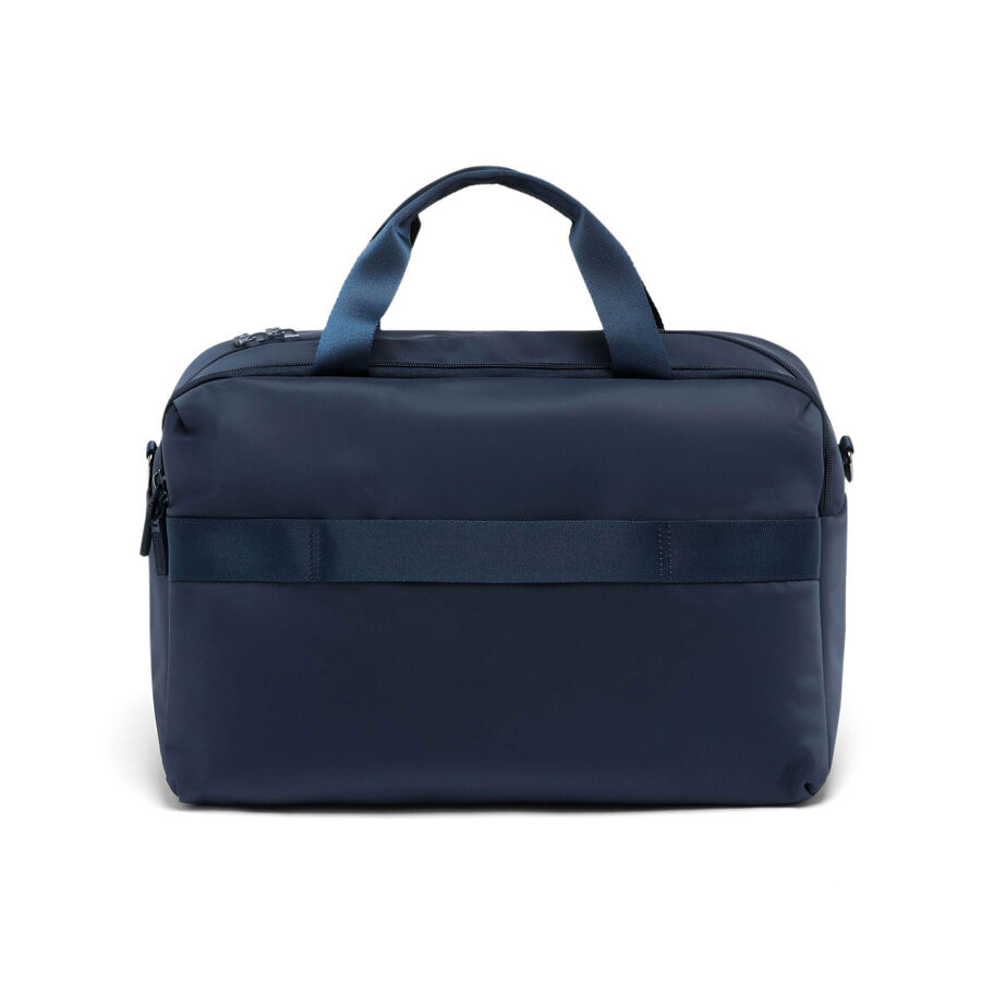 City Plume 24H Bag 2.0 in the color Navy. image number 4