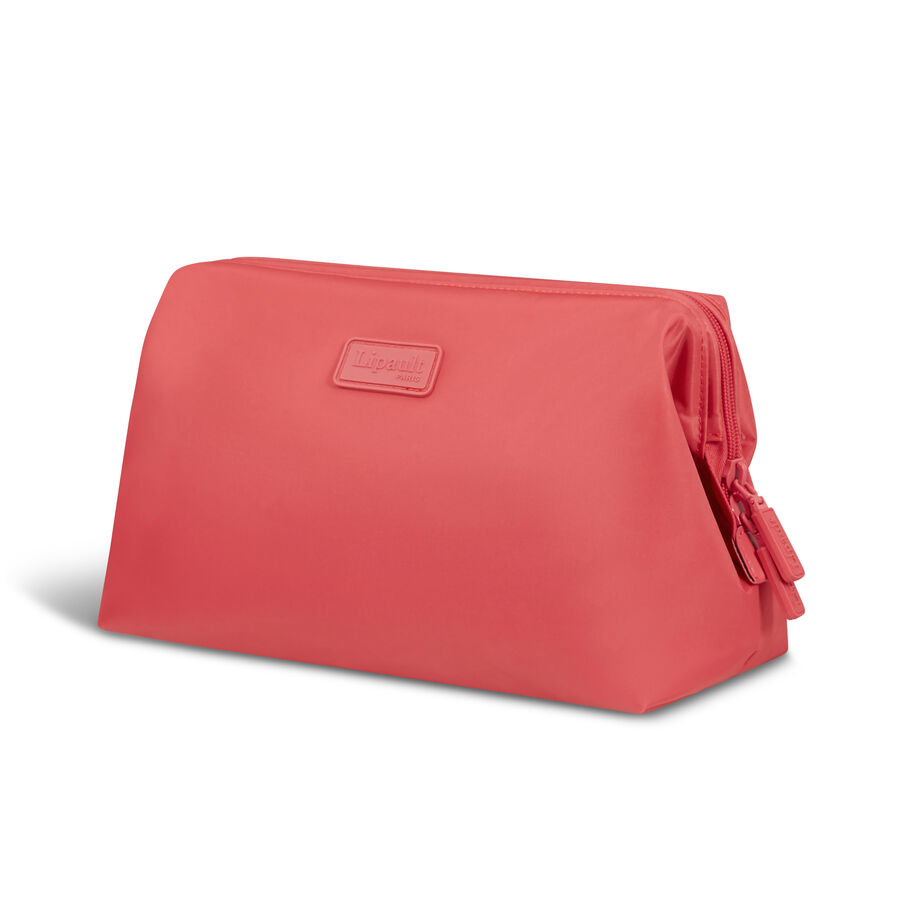 Plume Accessories Toiletry Kit in the color Guava Juice. image number 2