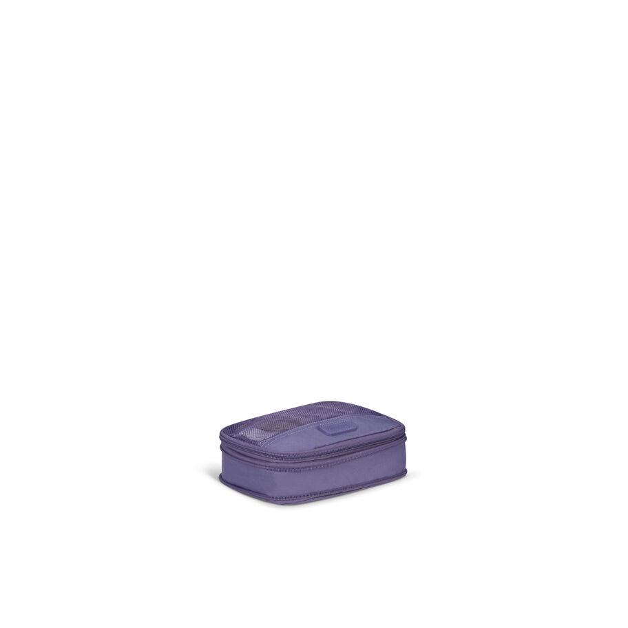 Travel Accessories Set of 3 Compression Packing Cubes in the color Fresh Lilac. image number 3