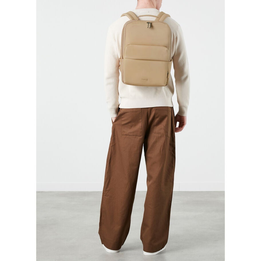 Lost In Berlin Lifetrotter Backpack in the color Sandstone. image number 1