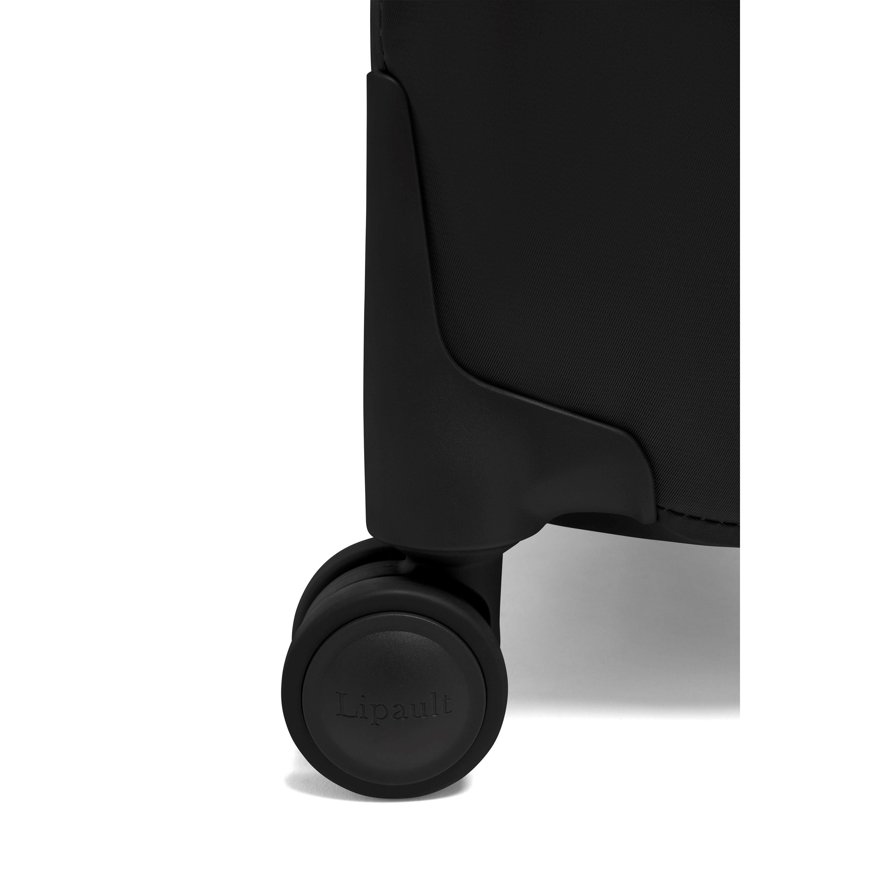 Lipault Plume Medium Trip Packing Case, Black, Spinner Wheels image number 6