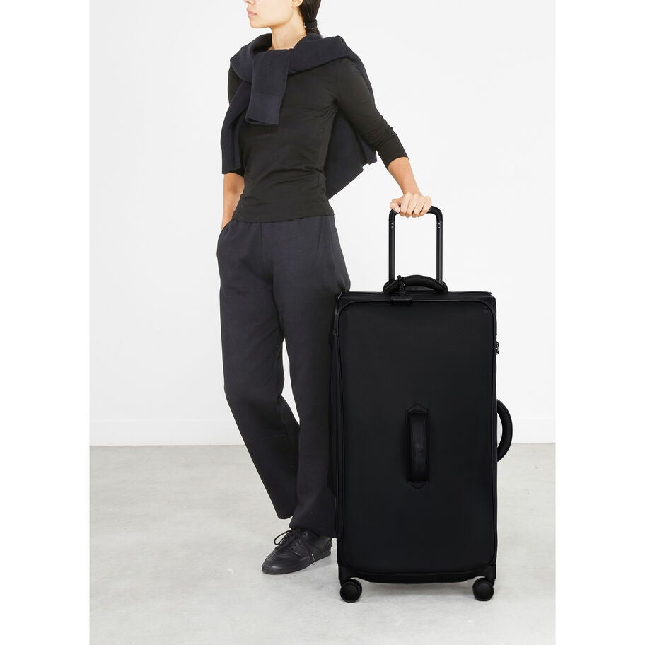 Lost In Berlin Trunk in the color Black. image number 1