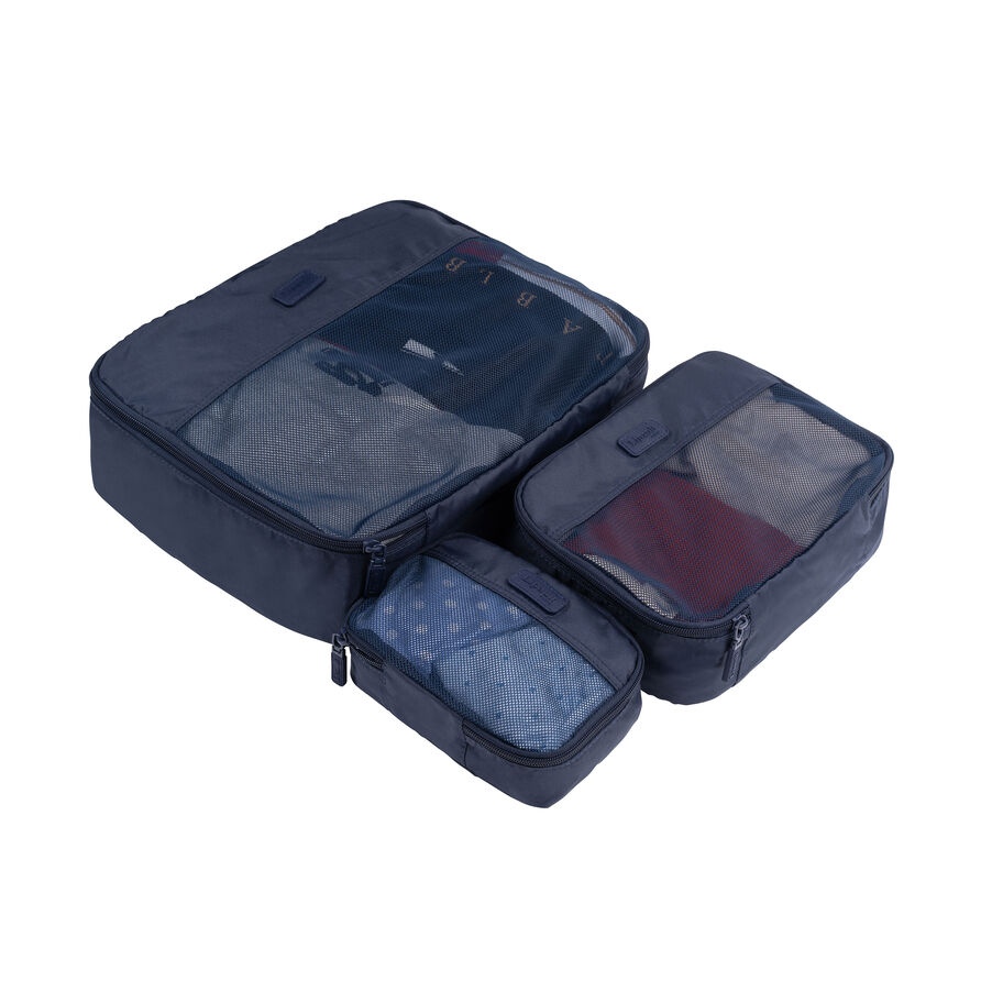 Travel Accessories Set of 3 Packing Cubes in the color Navy. image number 1