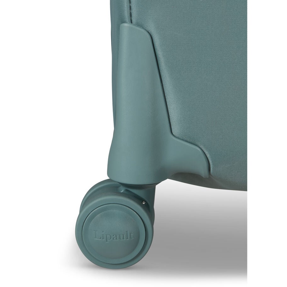 Plume Cabin in the color NEW | Blue Tides. image number 5