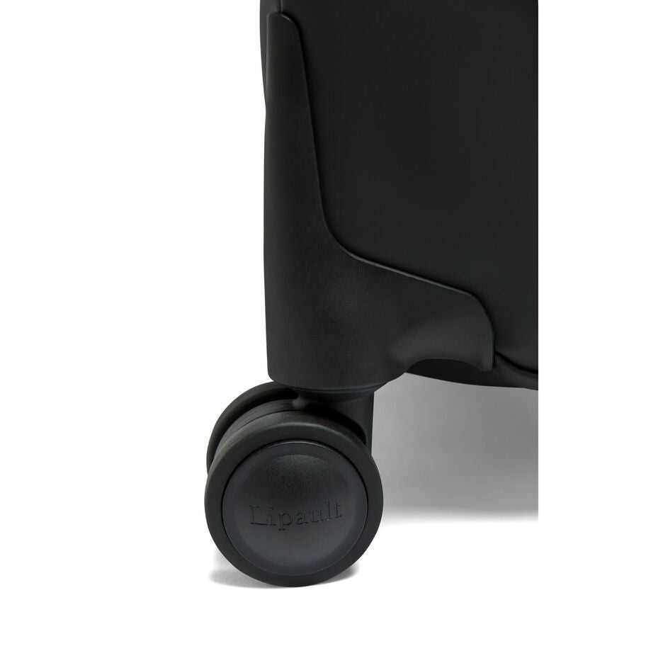 Lost In Berlin Long Trip in the color Black. image number 7