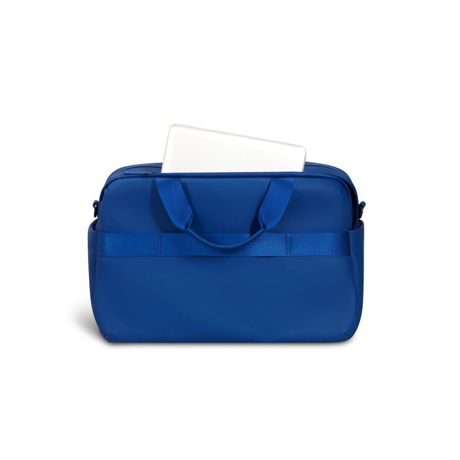 Lost In Berlin 24H Bag in the color Blue Me Away. image number 5