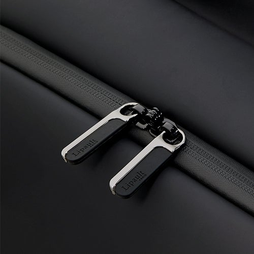 Up close shot of the matte zipper fastening